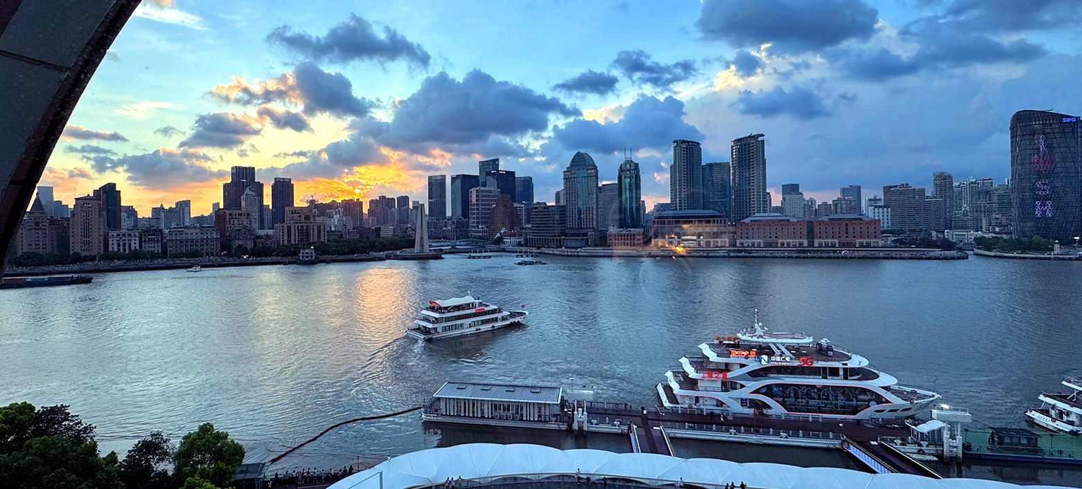 酒店大堂接待